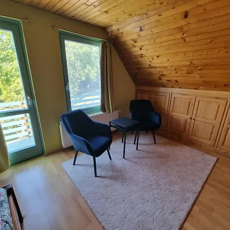 Júlia Apartman