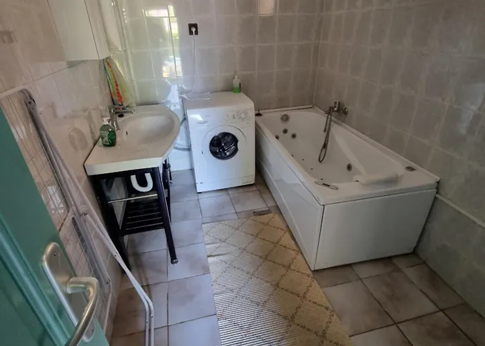 Appartement Julia Vendeghaz *